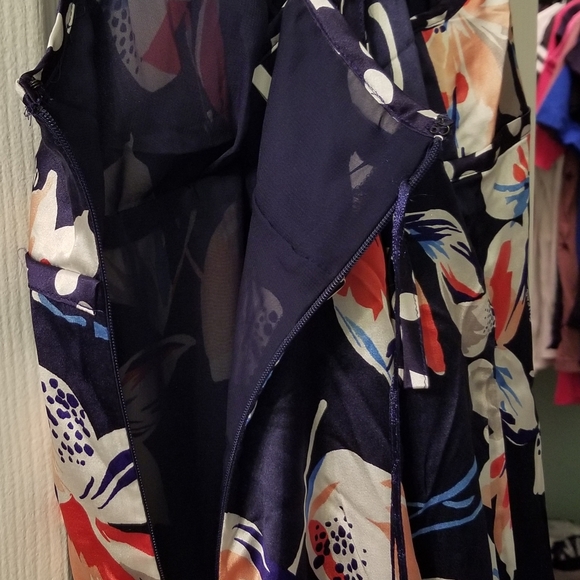 Guess short dress - Picture 3 of 4